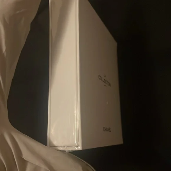 CHANEL Black and Gold Accessory Set - Picture 11 of 16